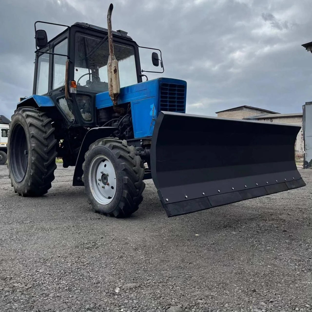 Отвал коммунальный механический к МТЗ-82