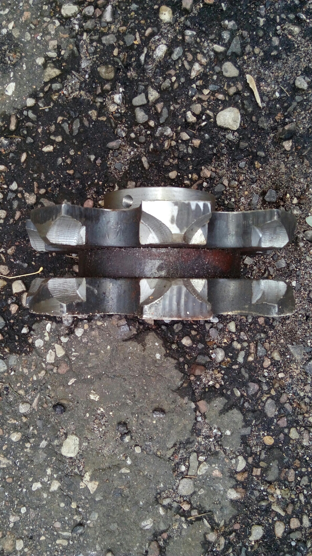 Звездочка привода транспортёра КО-829 (ведущая) КО-104А.01.03.008