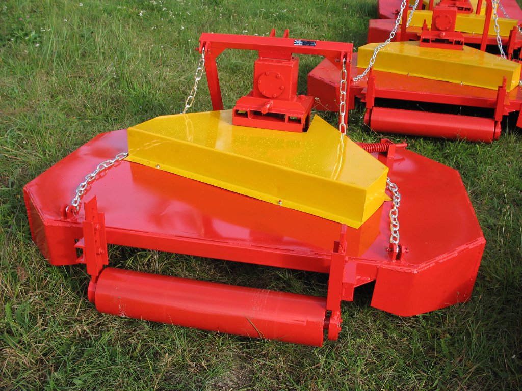 Косилка-измельчитель КРС-2