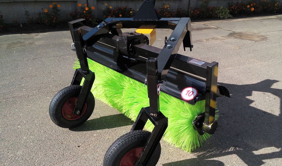 Щеточное оборудование для тракторов МТЗ 320, 422