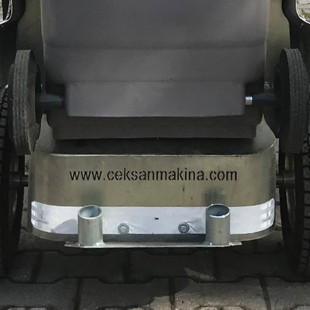 Вакуумная электрическая подметальная машина BatteryFly  240 л