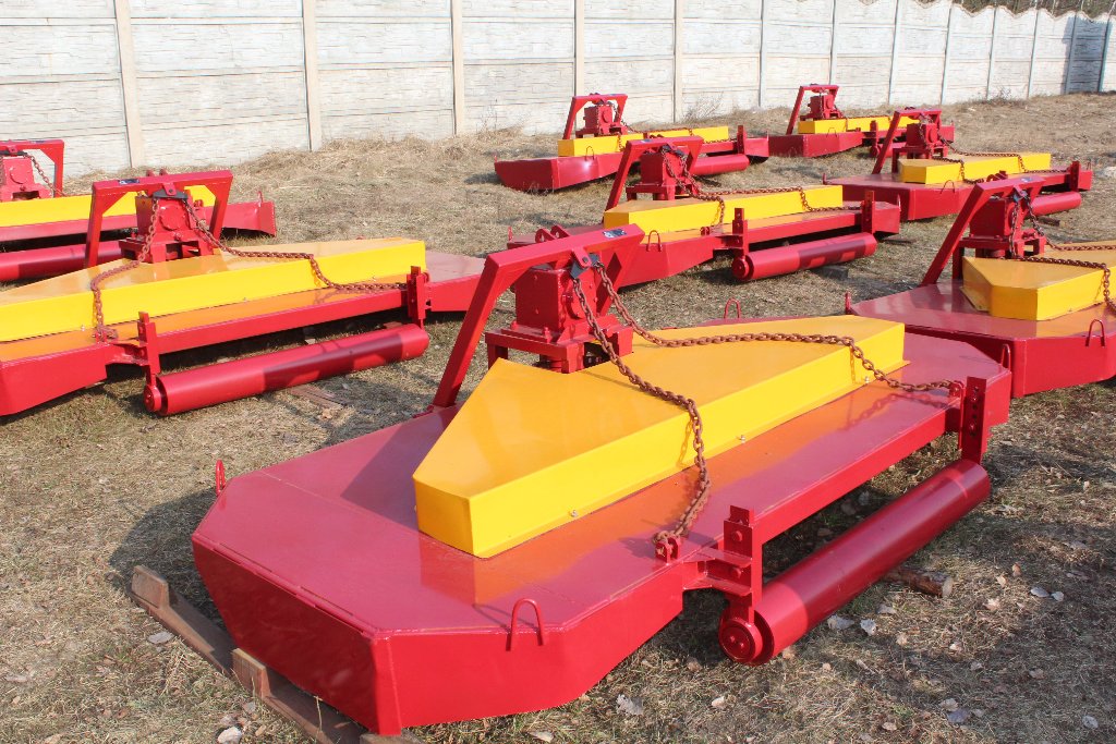 Косилка-измельчитель КРС-3