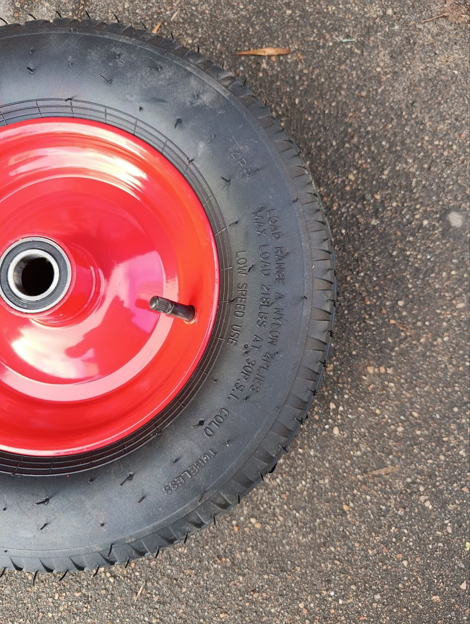 Колесо 4.00х8 опорное с шиной и подшипником