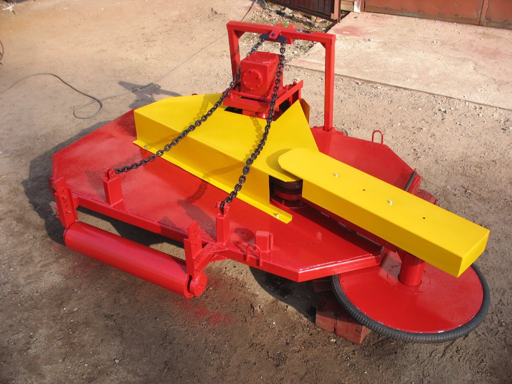 Косилка-измельчитель КРС-1,7-06