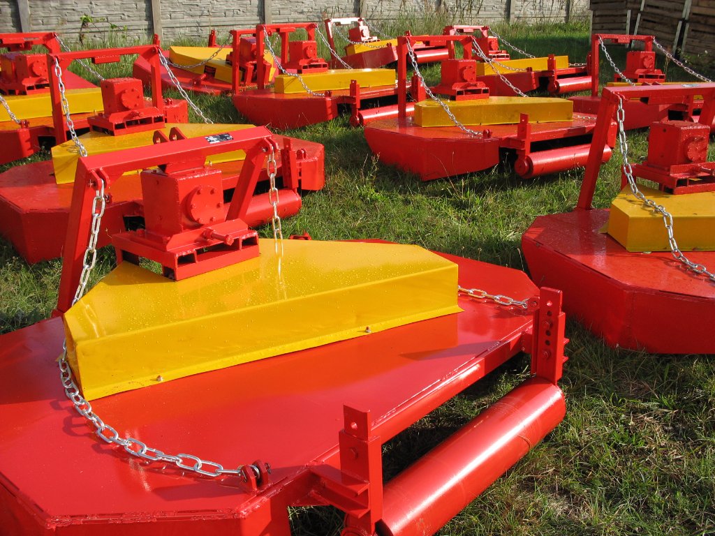 Косилка-измельчитель КРС-2