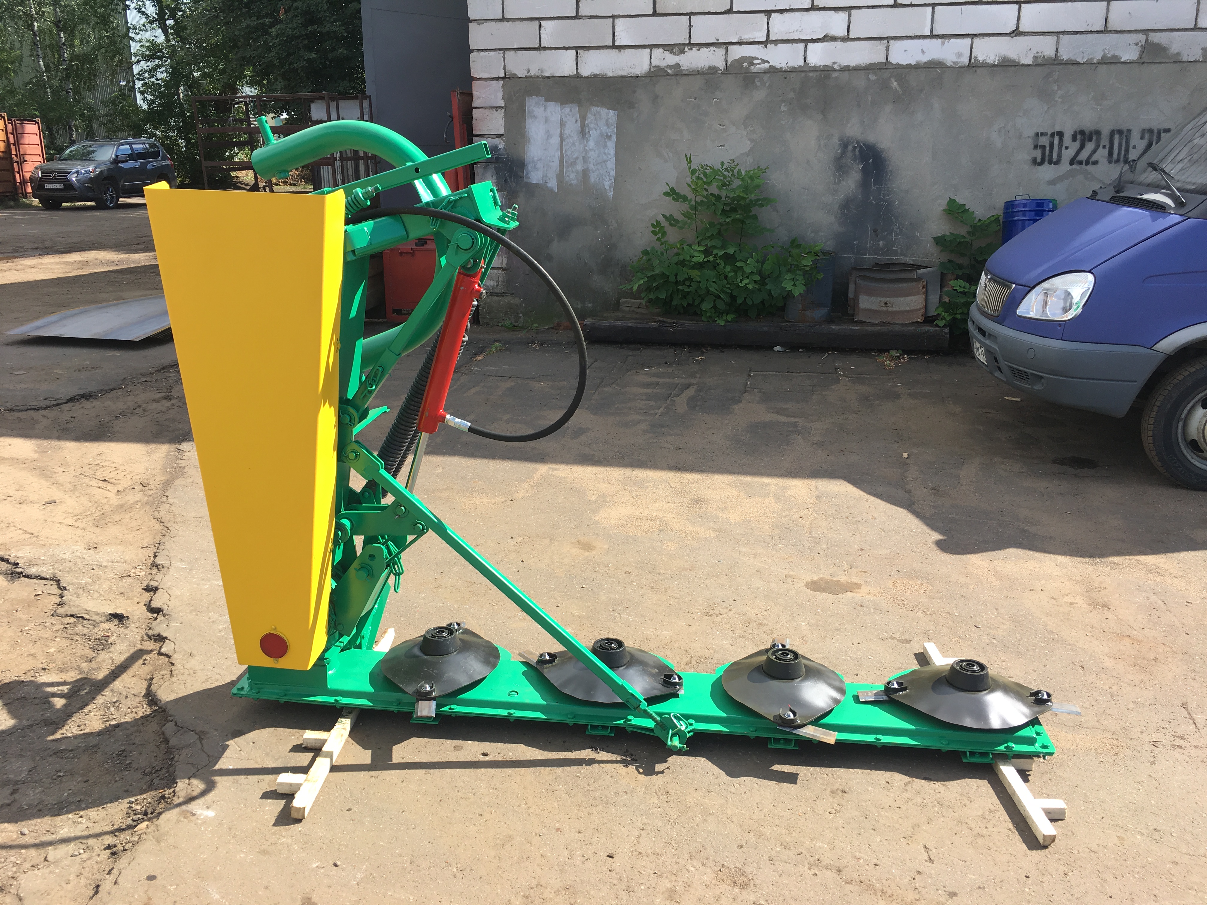 Косилка ротационная навесная КРН-2.1Б (полевая)