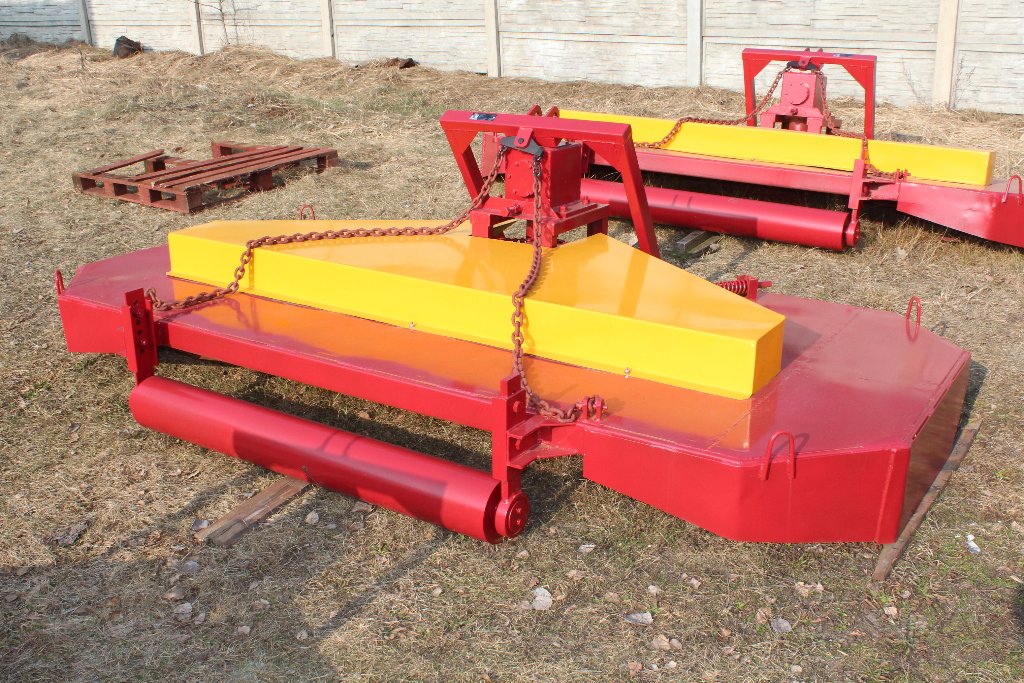 Косилка-измельчитель КРС-3