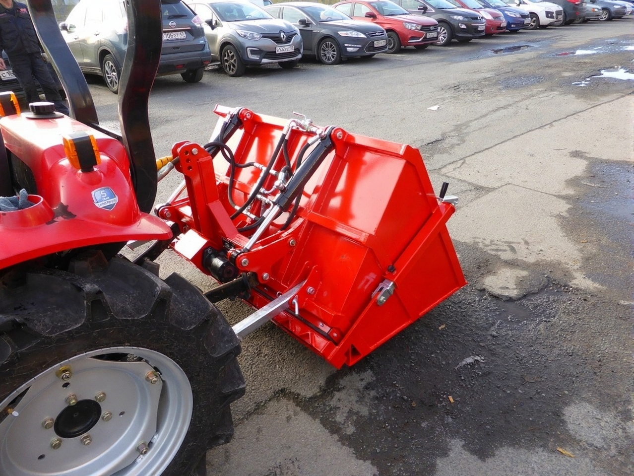 Пескоразбрасыватель навесной вибрационный к МТЗ 